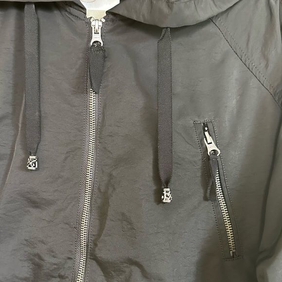 💕🍭SOLD🍭💕Urban Outfitters HEI HEI Black Windbreaker Jacket M/L - Picture 4 of 12